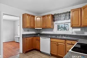 263 Oaklawn Ave, Stamford, CT 06905 - Photo 16