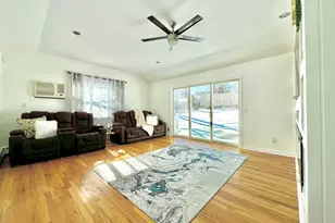 38 Woods End Rd, Stamford, CT 06905 - Photo 10