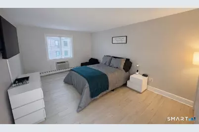 136 Deer Hill Avenue #A6, Danbury, CT 06810 - Photo 4