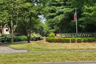 48 Wellington Dr, Farmington, CT 06032 - Photo 2