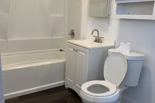 31 Winthrop St, Meriden, CT 06451 - Photo 10