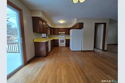 7 Bryson Avenue, Seymour, CT 06483 - Photo 2