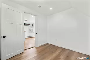 26 Mc Lean St, Hartford, CT 06114 - Photo 14