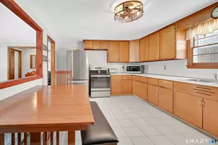 33 Harrington Rd, East Windsor, CT 06016 - Photo 8