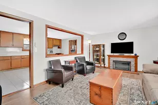 33 Harrington Rd, East Windsor, CT 06016 - Photo 6