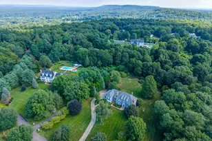 9 Dunham Ln, Farmington, CT 06032 - Photo 4