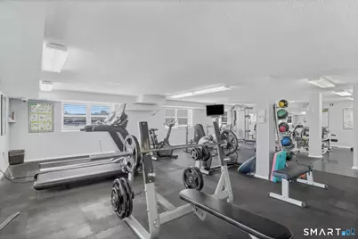 887 Farmington Avenue #4E, West Hartford, CT 06119 - Photo 12