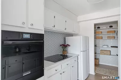 887 Farmington Avenue #4E, West Hartford, CT 06119 - Photo 30