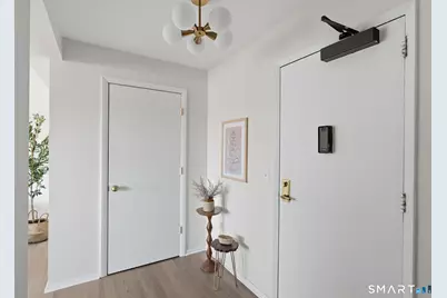 887 Farmington Avenue #4E, West Hartford, CT 06119 - Photo 14