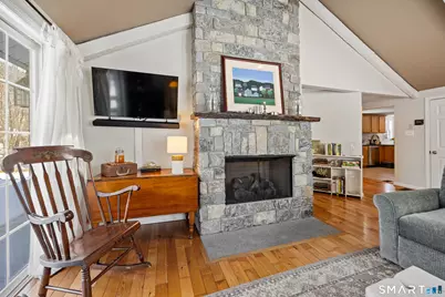 28 Davis Road, New Hartford, CT 06057 - Photo 8