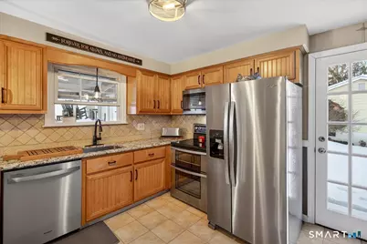 68 Lynn Drive, Meriden, CT 06451 - Photo 4