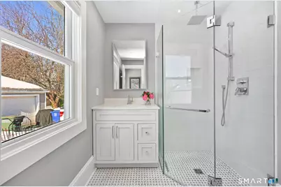 90 Clarkson Street, Bridgeport, CT 06605 - Photo 12