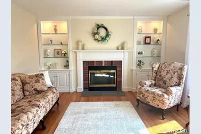 28 Ridge Lane, Shelton, CT 06484 - Photo 4