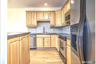 1 Merwin Avenue #B2, Milford, CT 06460 - Photo 22