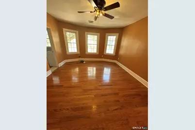 817 Albany Avenue, Hartford, CT 06112 - Photo 6