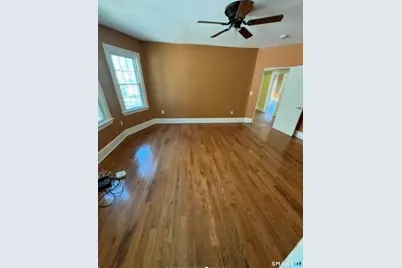 817 Albany Avenue, Hartford, CT 06112 - Photo 8