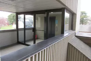 85 Viscount Dr, Milford, CT 06460 - Photo 4