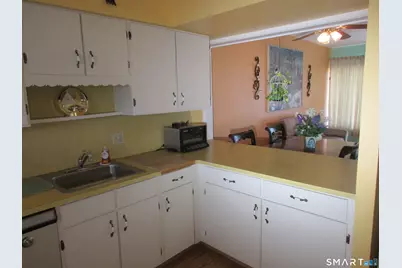 85 Viscount Drive #B22, Milford, CT 06460 - Photo 14