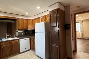 444 Prospect St, Torrington, CT 06790 - Photo 4