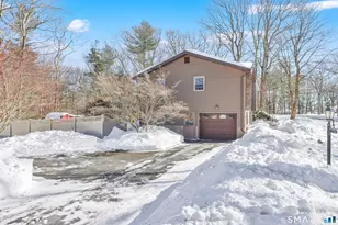 102 Robin Cir, Tolland, CT 06084 - Photo 28