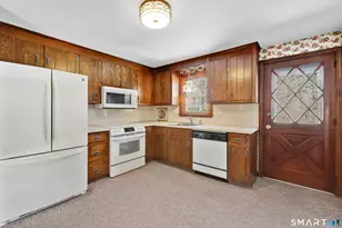 102 Robin Cir, Tolland, CT 06084 - Photo 10