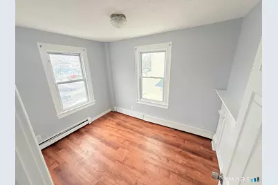 240 Wood Avenue #2, Bridgeport, CT 06605 - Photo 8