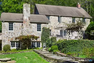 10 Charcoal Hill Rd, Westport, CT 06880 - Photo 2