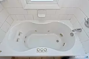 10 Hemingway Rd, North Haven, CT 06473 - Photo 20