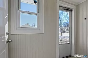 10 Hemingway Rd, North Haven, CT 06473 - Photo 14