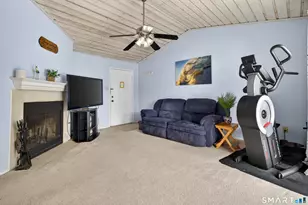 74 Crown Knoll Ct, Groton, CT 06340 - Photo 10