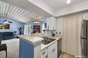 74 Crown Knoll Ct, Groton, CT 06340 - Photo 14