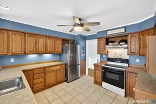 51 Lovers Ln, East Lyme, CT 06333 - Photo 10