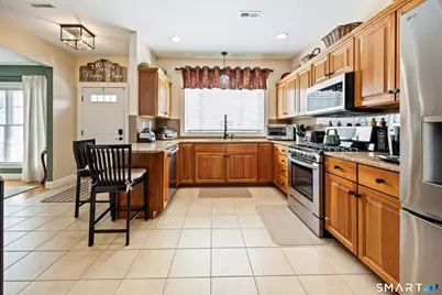 174 Wallens Street #APT A5, Winchester, CT 06098 - Photo 10