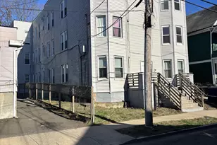 373 Blatchley Ave, New Haven, CT 06513 - Photo 2