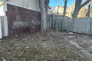 373 Blatchley Ave, New Haven, CT 06513 - Photo 34