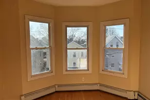 373 Blatchley Ave, New Haven, CT 06513 - Photo 26