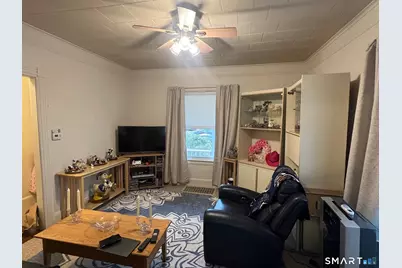 13 Moss Street, Stonington, CT 06379 - Photo 4