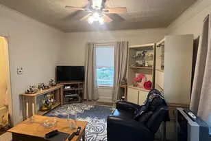 13 Moss St, Stonington, CT 06379 - Photo 4