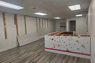 920 Foxon Rd, East Haven, CT 06513 - Photo 4