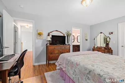 39 Lexington Gardens #39, North Haven, CT 06473 - Photo 18