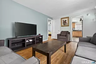 107 Glenview Terrace, New Haven, CT 06515 - Photo 6