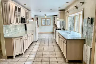 94 Haystack Rd, Manchester, CT 06040 - Photo 8