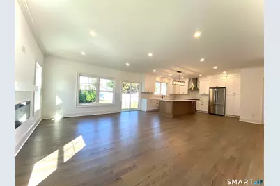 28 A Country Road, Fairfield, CT 06824 - Photo 4