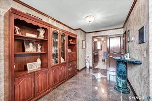 23 Crest Dr, Cromwell, CT 06416 - Photo 10