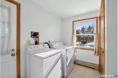 1946 Poquonock Avenue, Windsor, CT 06095 - Photo 26