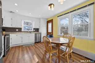 26 Susan Ln, North Haven, CT 06473 - Photo 14