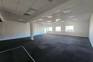 920 Foxon Rd, East Haven, CT 06513 - Photo 6