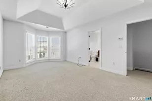 13 Mercy St, Danbury, CT 06810 - Photo 18