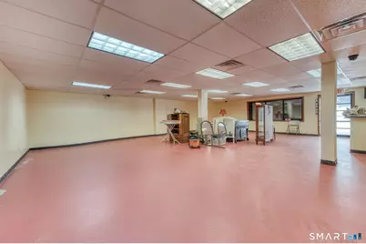 649 Captain Neville Drive, Waterbury, CT 06705 - Photo 18