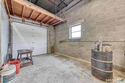 649 Captain Neville Drive, Waterbury, CT 06705 - Photo 28